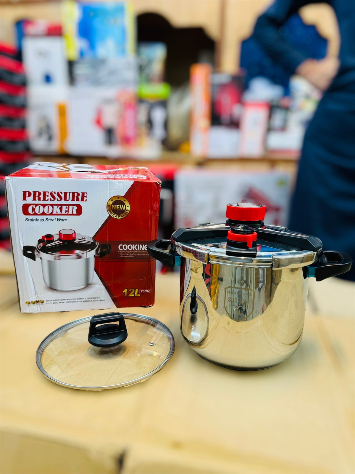 XXL 12L large pressure cooker