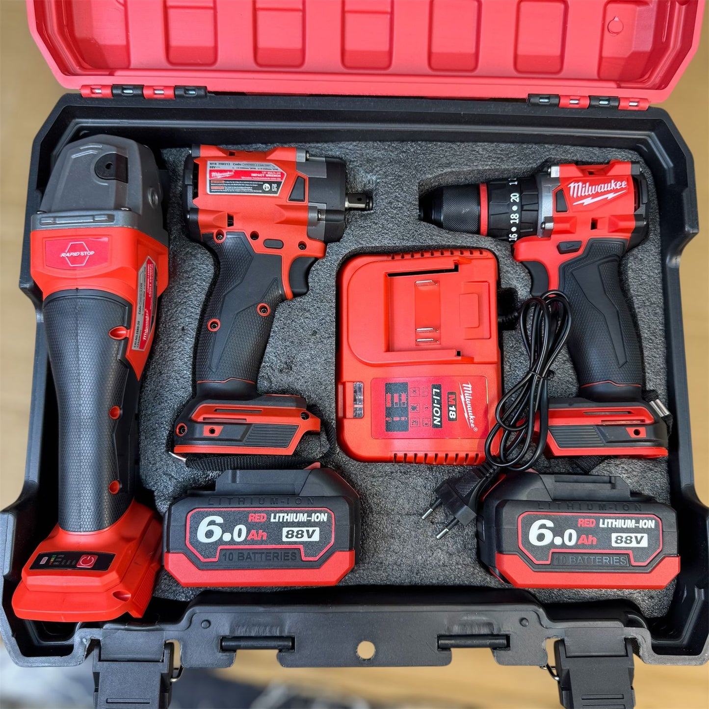 Milwaukee 3 in 1 toolkit set