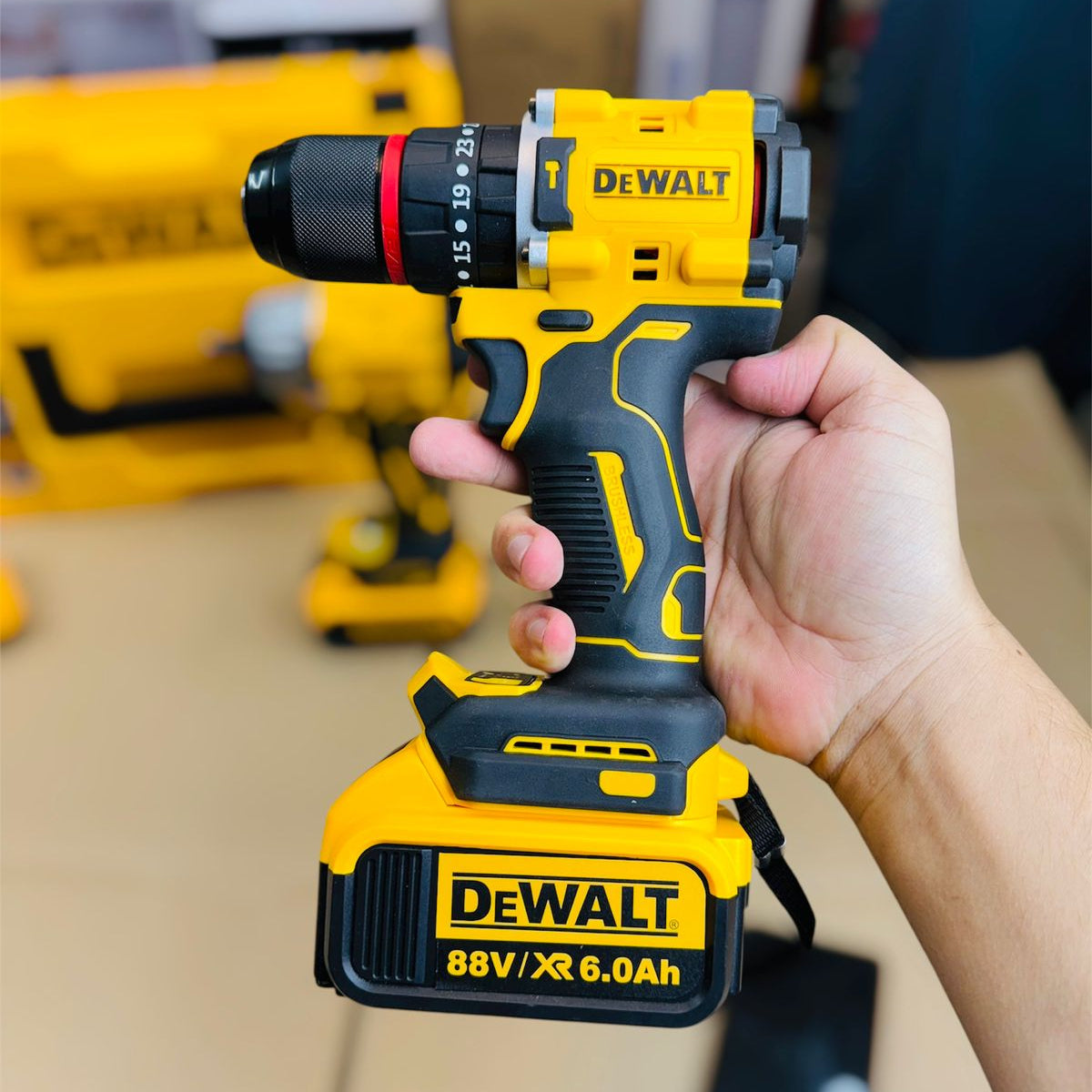 Dewalt 2 in 1 drill & impact wench ( made in CZECH REPULIC )