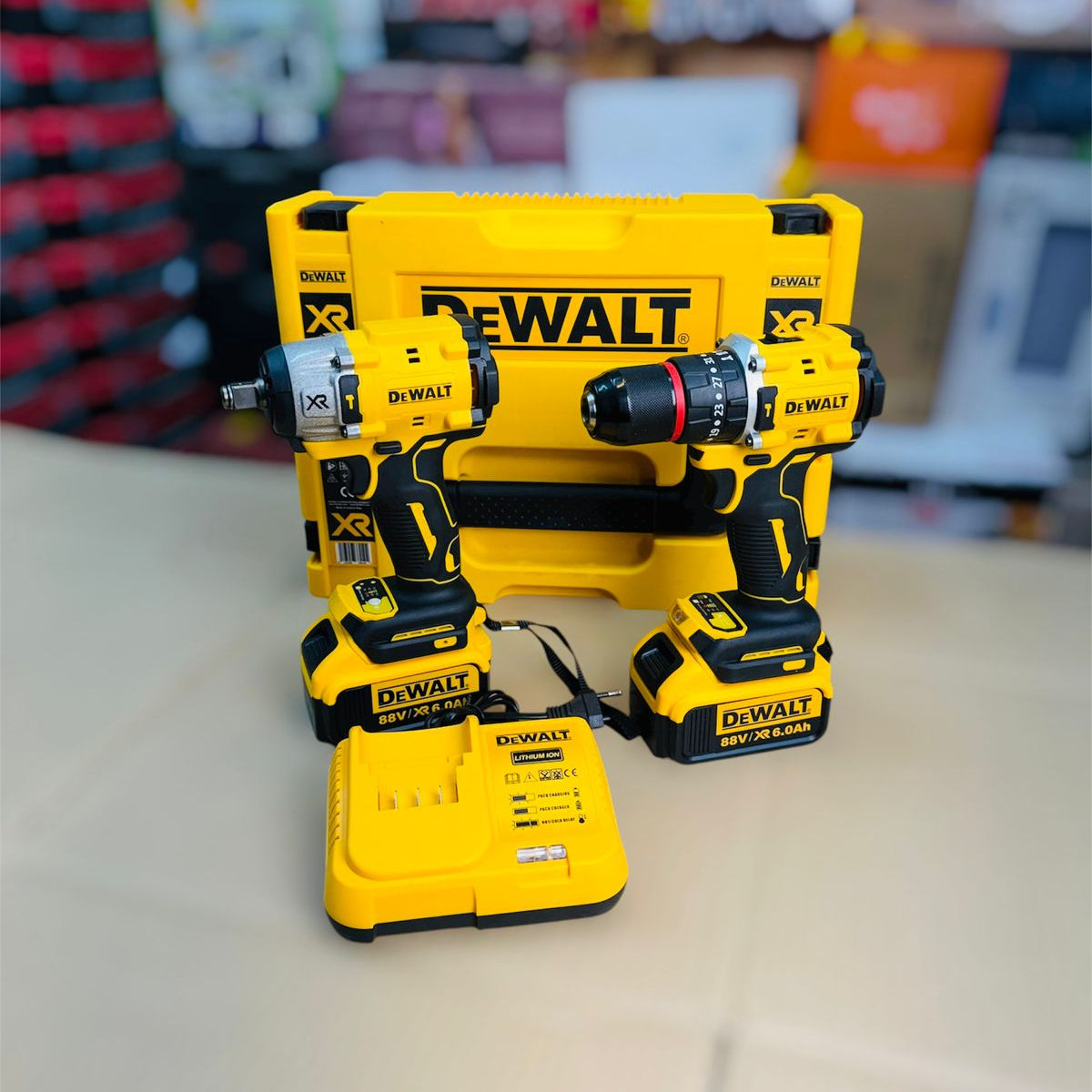 Dewalt 2 in 1 drill & impact wench ( made in CZECH REPULIC )