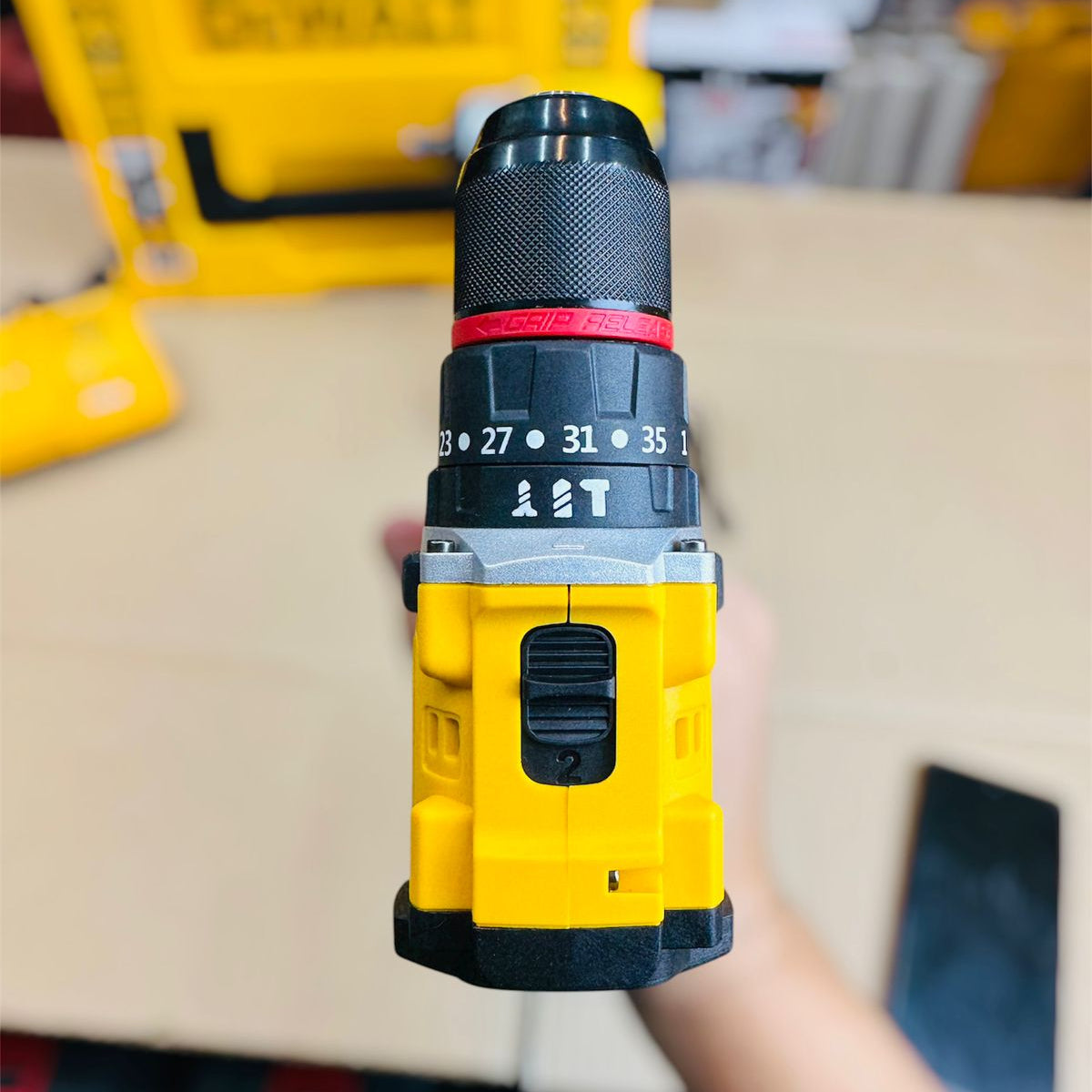 Dewalt 2 in 1 drill & impact wench ( made in CZECH REPULIC )