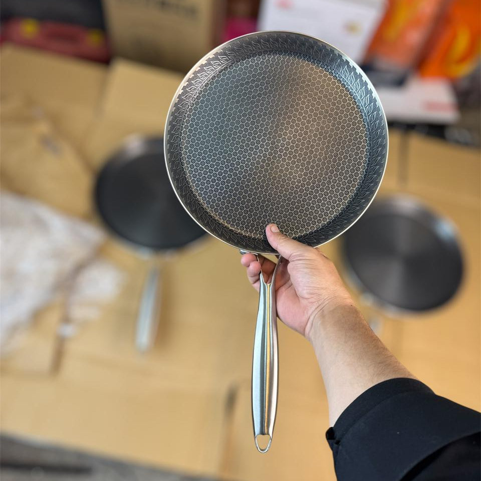 Germany lot honeycomb lesser shallow pan & tawa