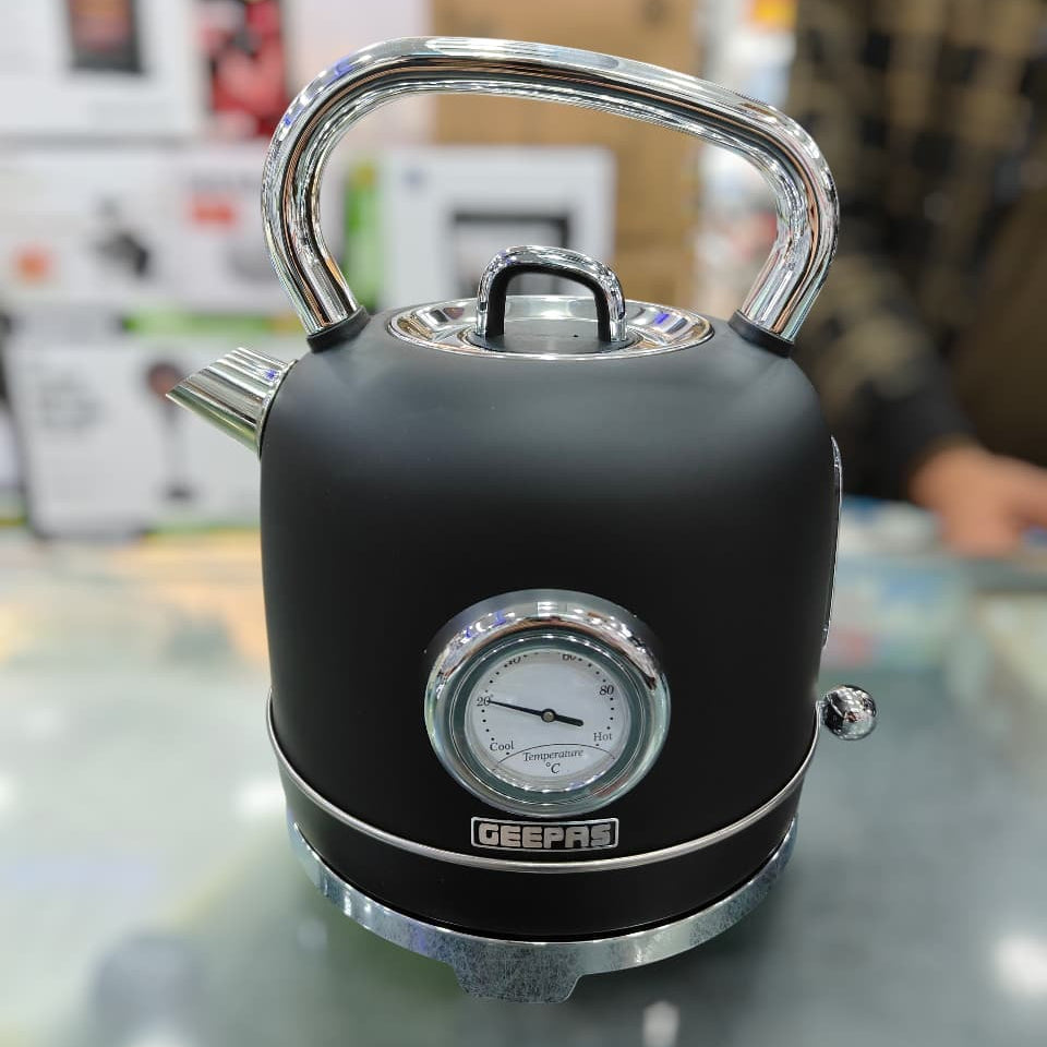 Geepas electric kettle 38074UK