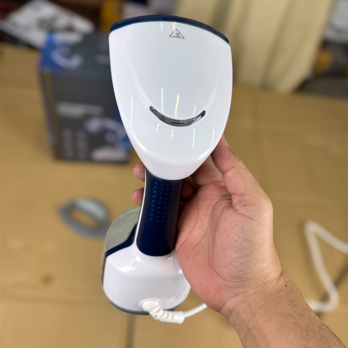 Home club hand held garment steamer