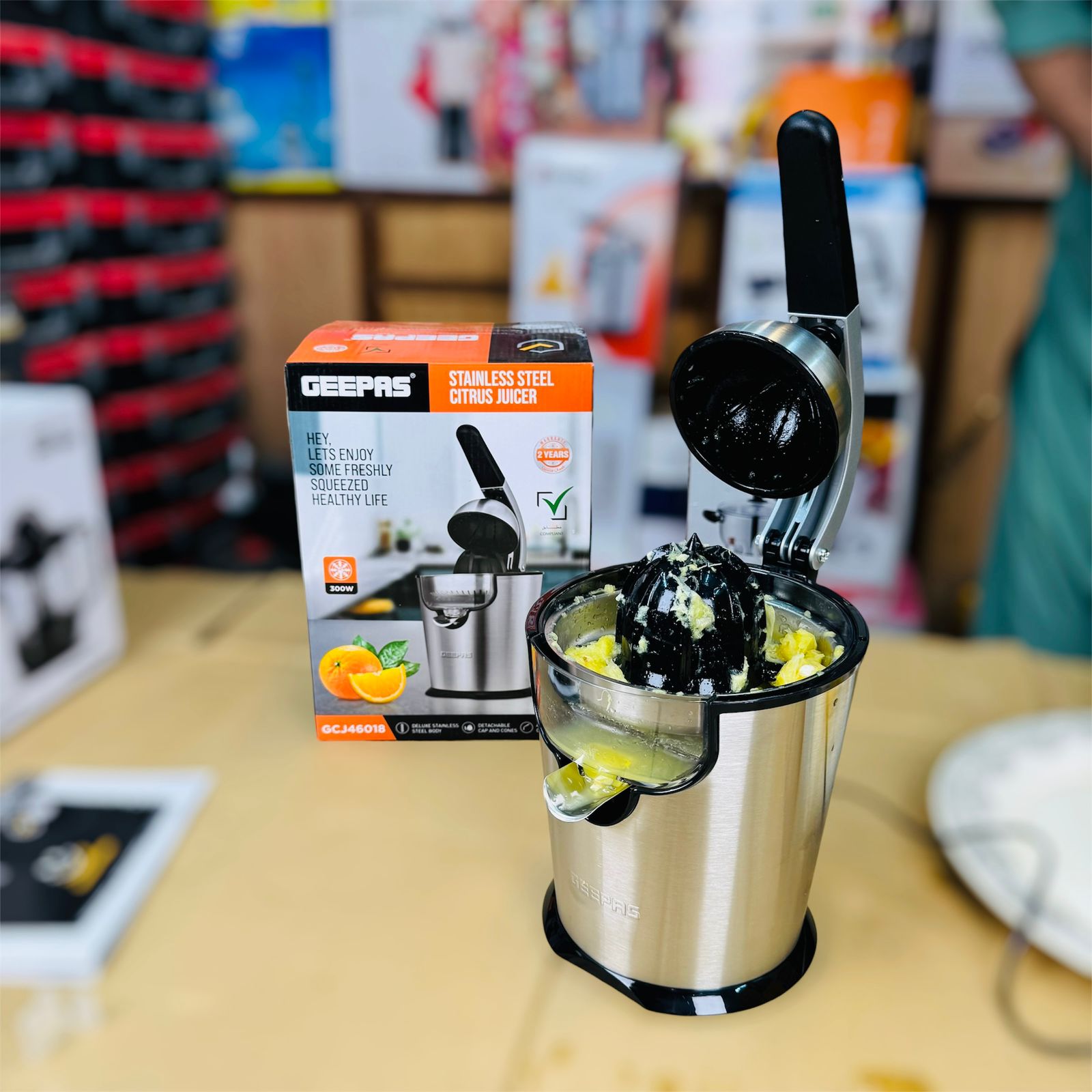 Geepas Stainless Steel Citrus Juicer