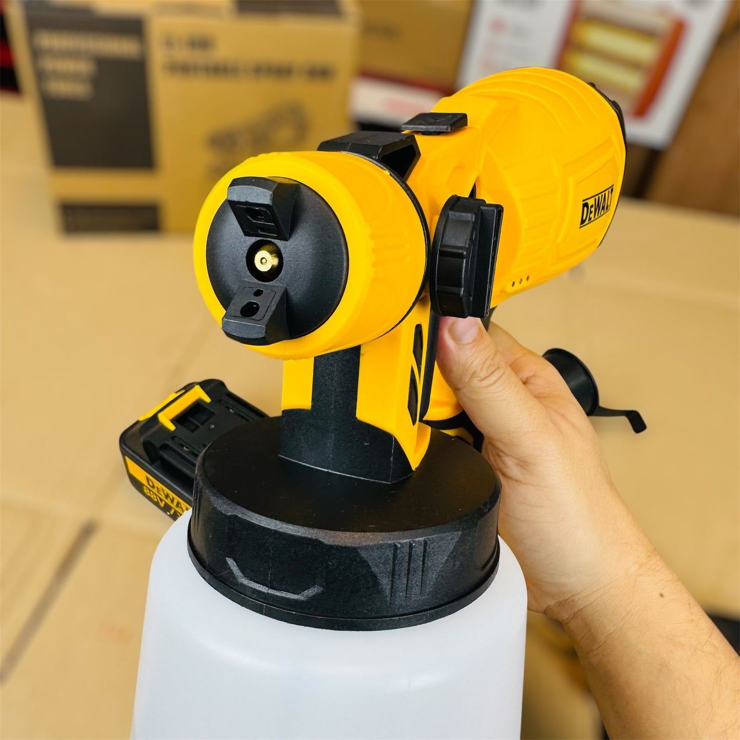 DEWALT Rechargeable spray machine