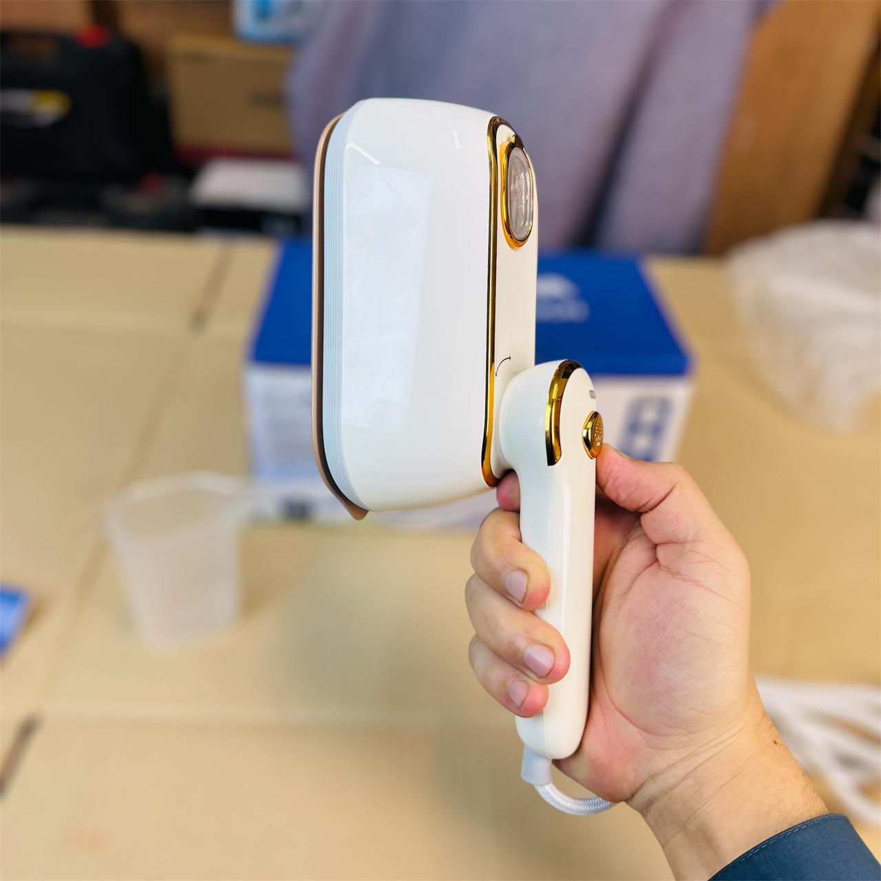 ORVICA & ARSHIA hand held steam iron