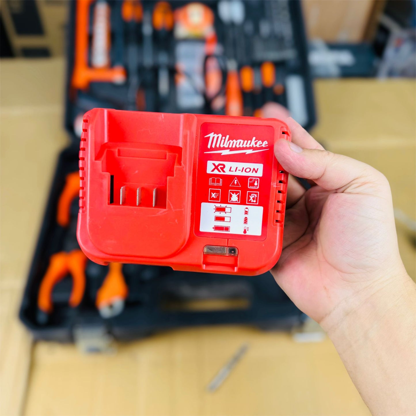 milwaukee 117 pcs drill machine with toolkit set