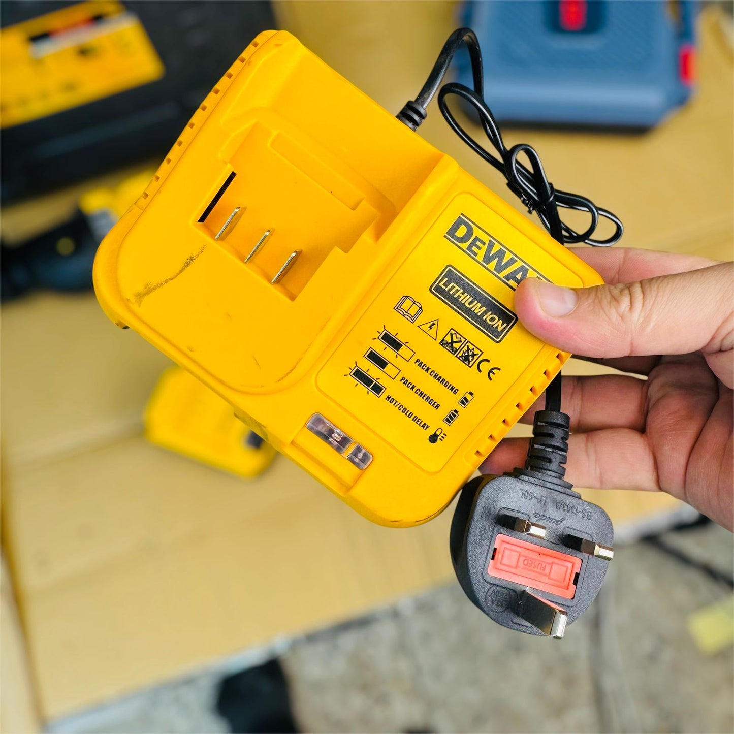 Dewalt hammer hilti drill machine 20V