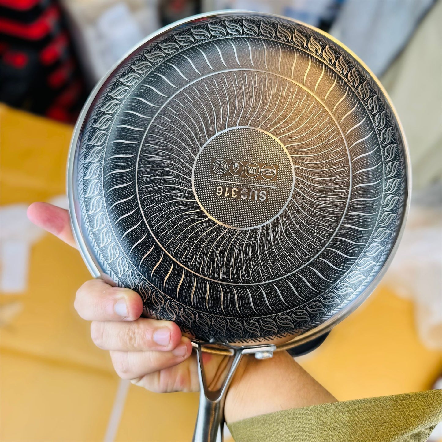 honeycomb lesser coating fry pan