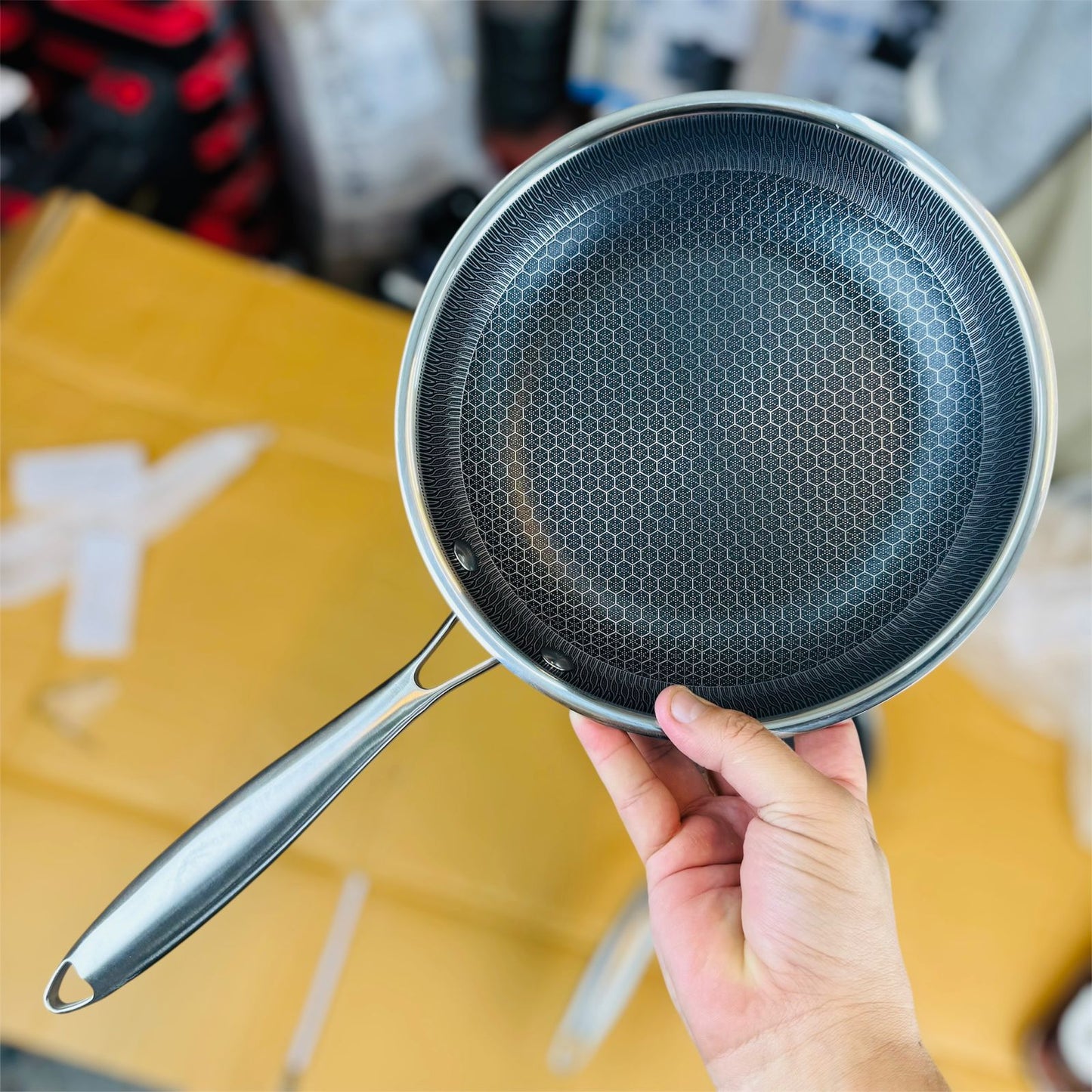 honeycomb lesser coating fry pan