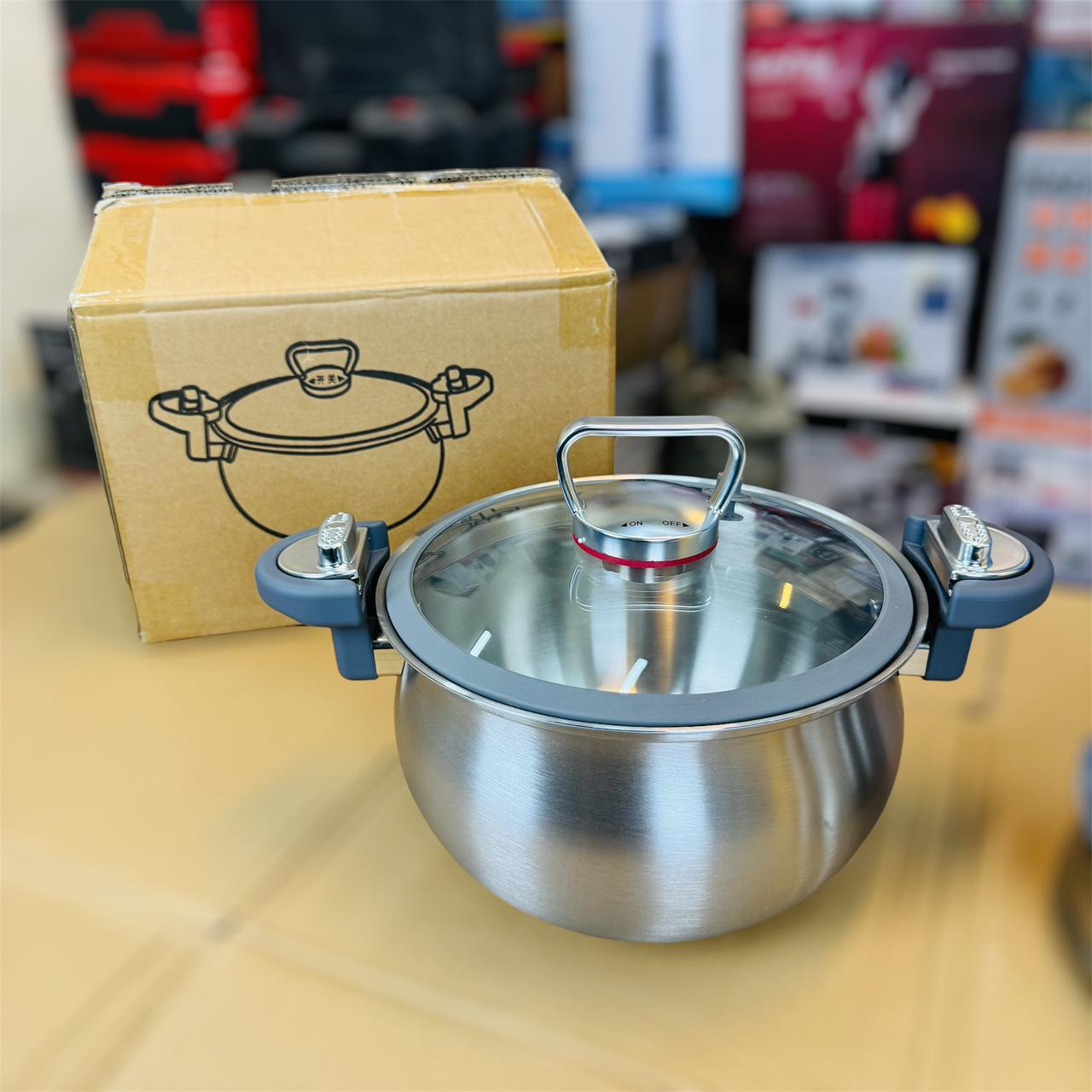 Japanese design lot 7L pressure cooker