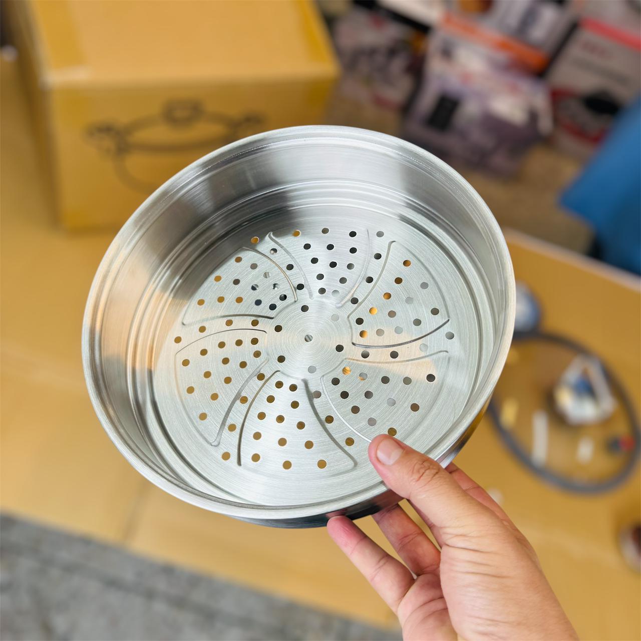 Japanese design lot 7L pressure cooker