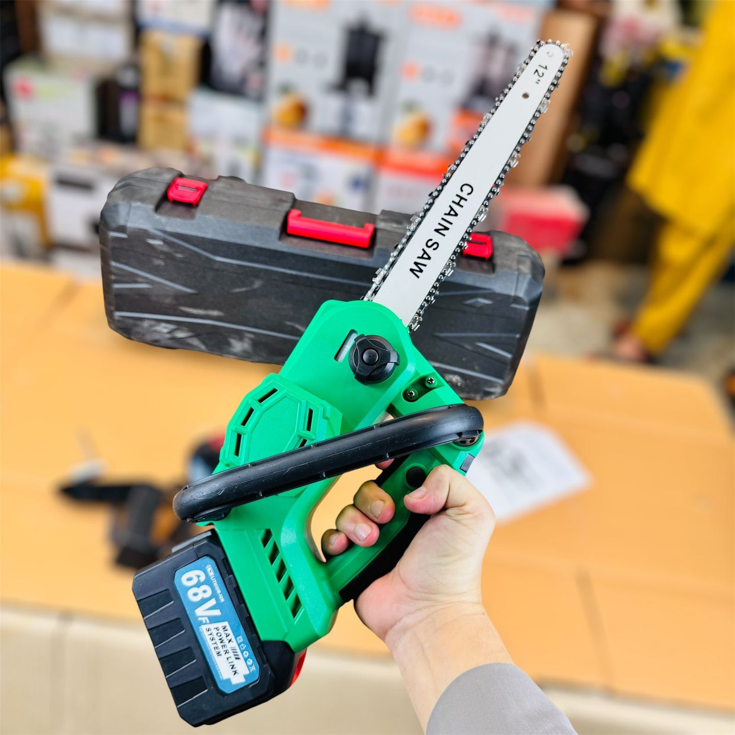 lot imported rechargeable chainsaw 68v 12inches