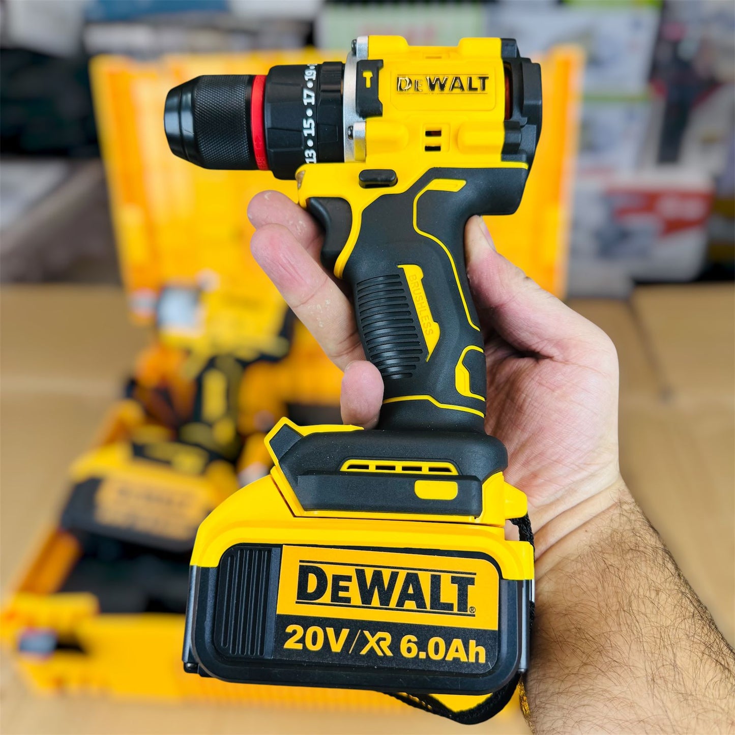 Dewalt 2 in 1 drill & impact wench with tools 20V ( made in CZECH REPULIC )