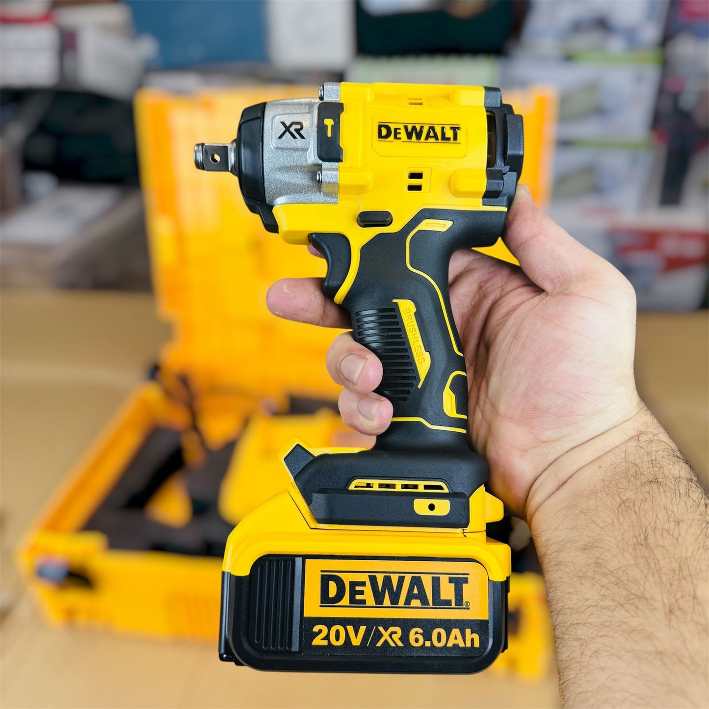 Dewalt 2 in 1 drill & impact wench with tools 20V ( made in CZECH REPULIC )