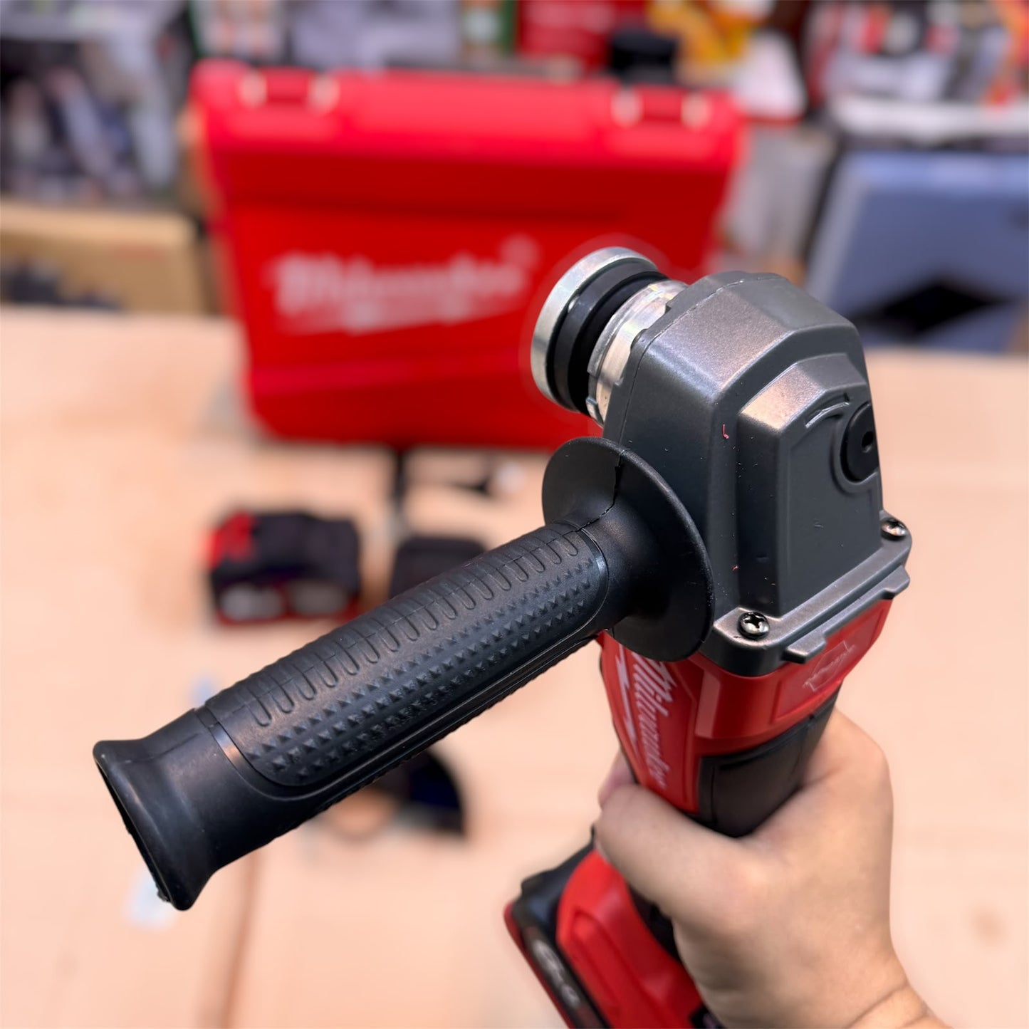 milwauke commercial 5 inches angle grinder