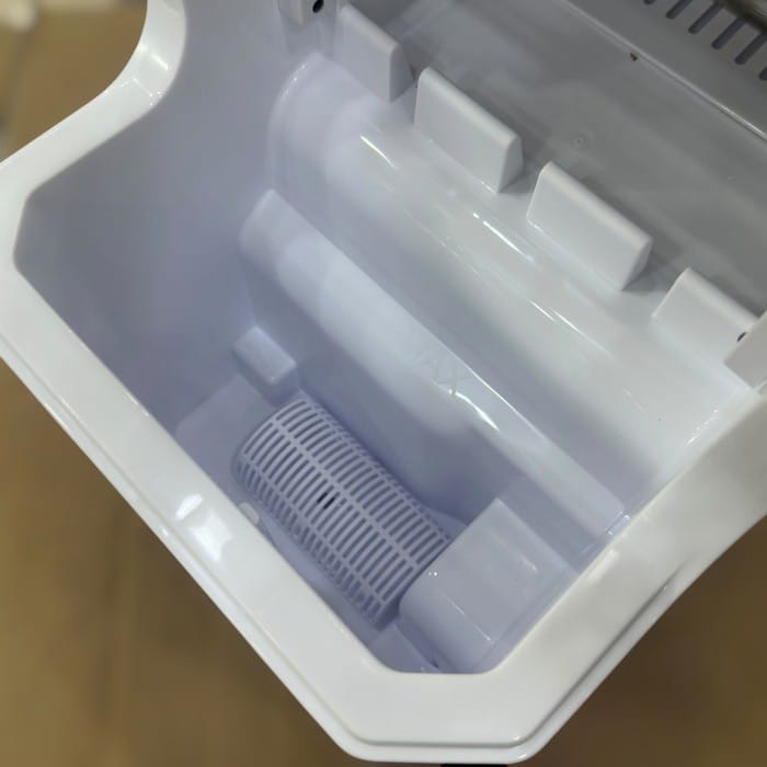 BOMA  1.5L digital ice cube maker BM-1882
