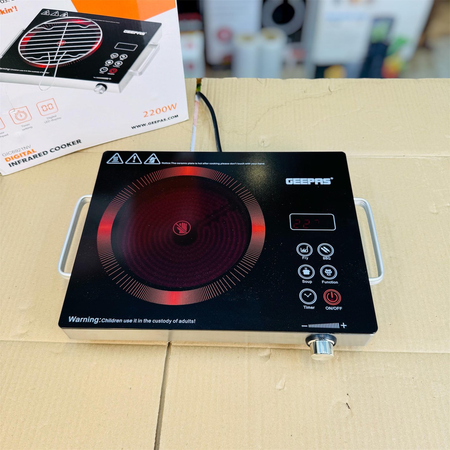 GEEPAS digital infared hot plate Gic 6921NV