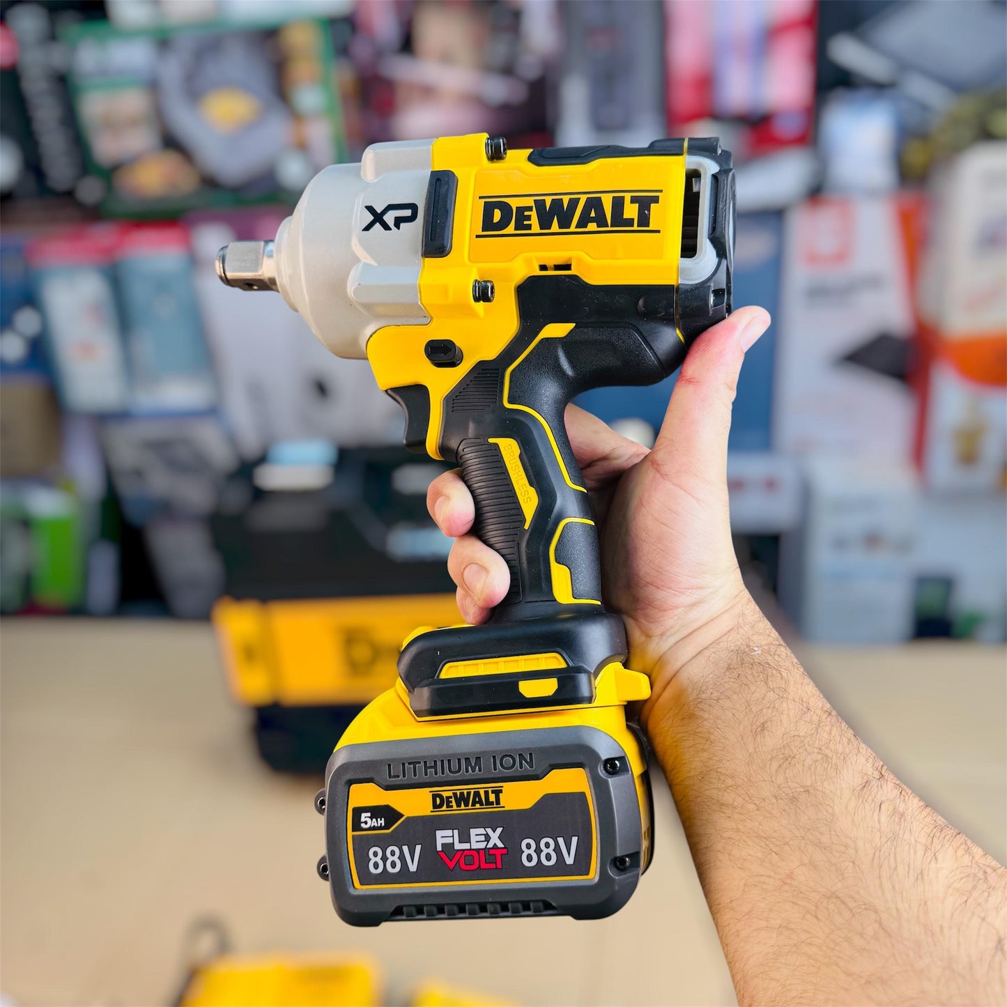 Dewalt commercial impact wrench DCF 961