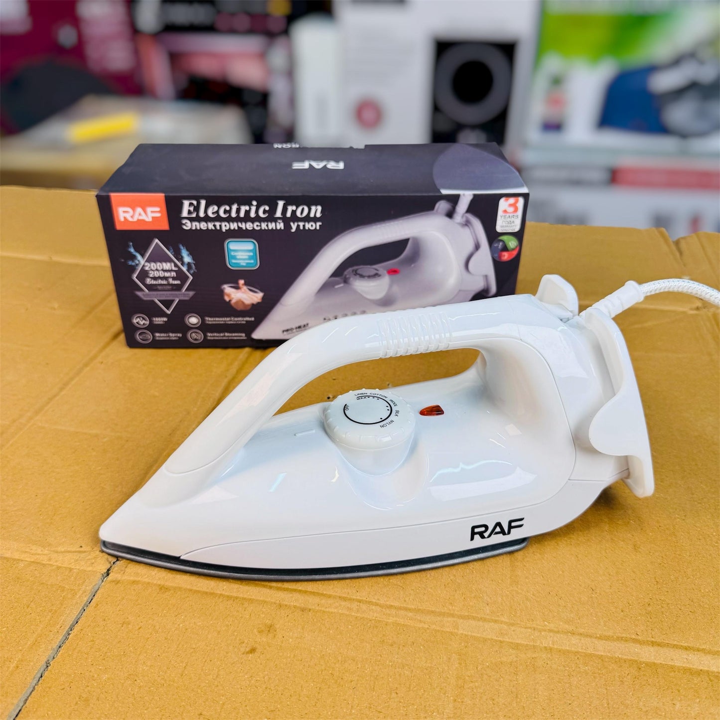 RAF Electric Steam Iron M-R1108 – Fast Heat-Up Clothes Iron