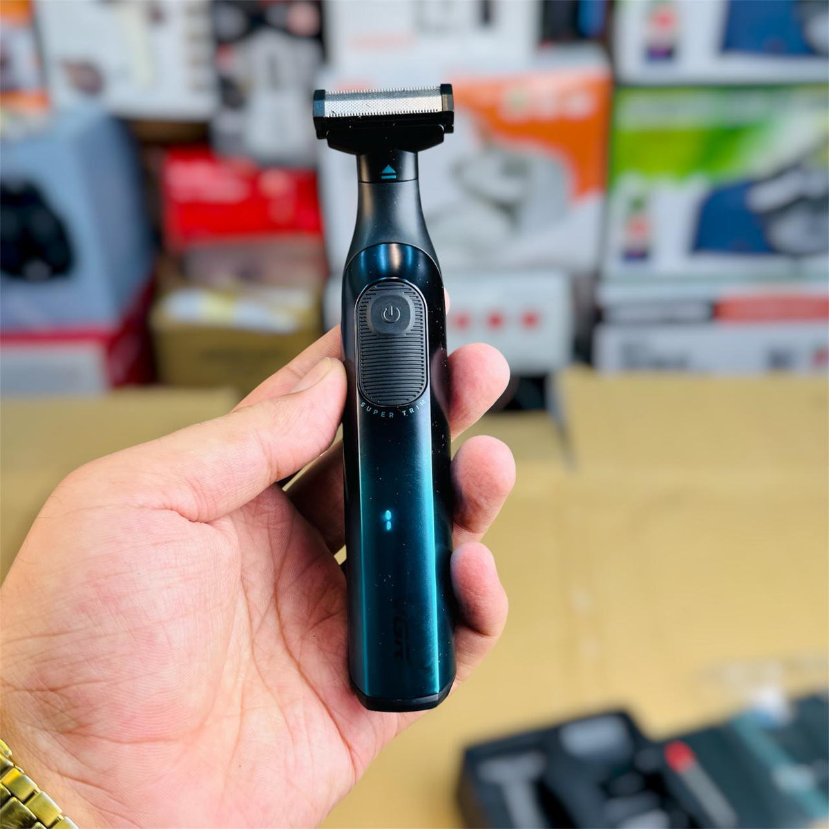 VGR 2-in-1 Trimmer & Shaver – Cordless Rechargeable Grooming Kit