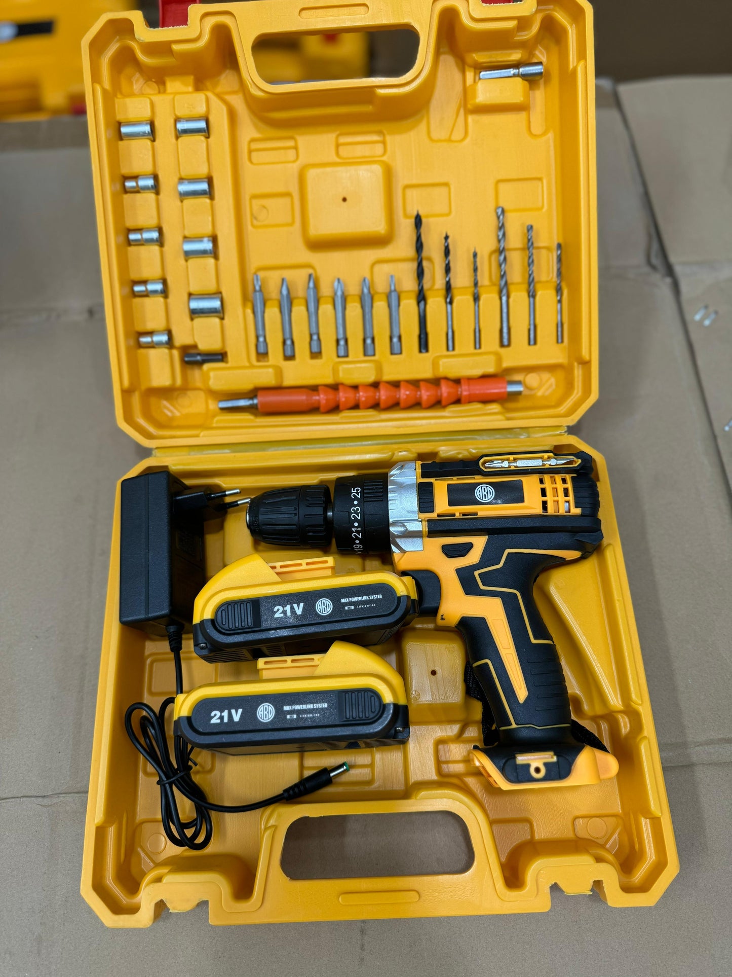 Amazon lot 21v ABD drill machine and screw driver