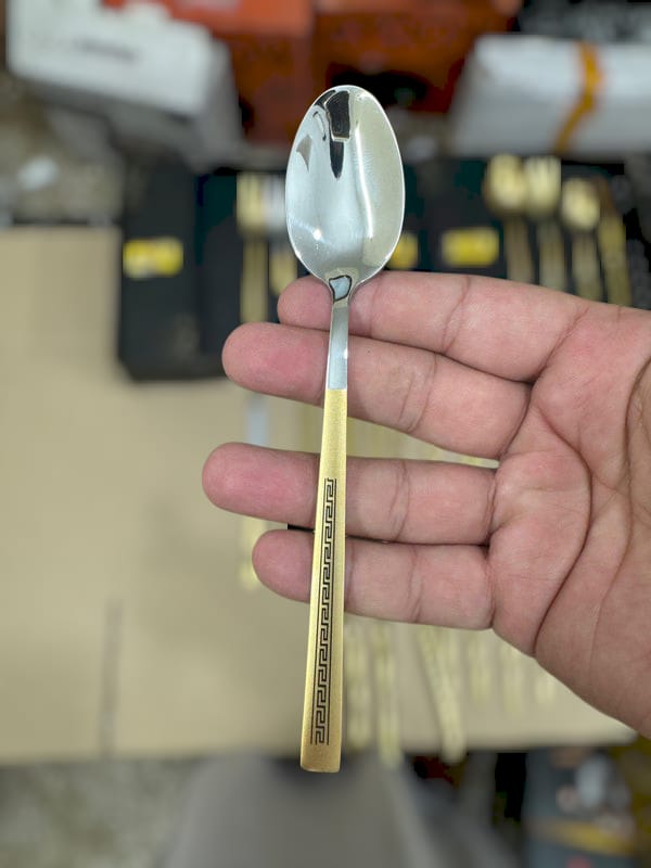 AYD 24 pieces golden cutlery set