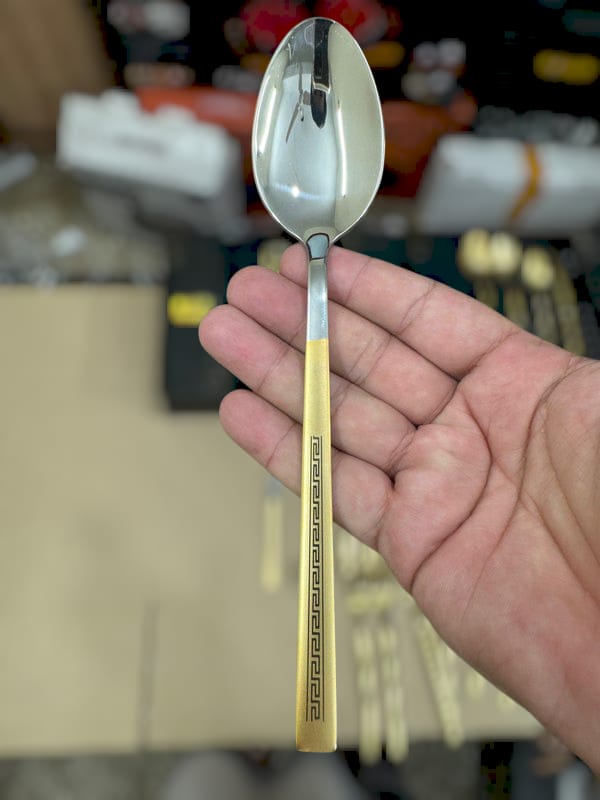 AYD 24 pieces golden cutlery set