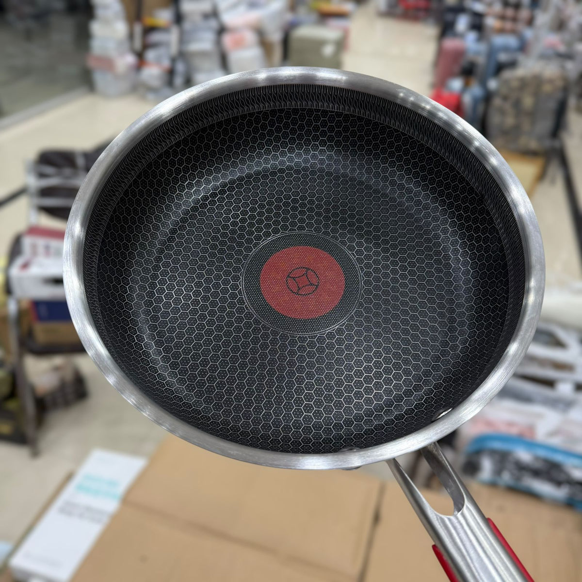 Red Dot Laser Coated Honeycomb Frypan 26cm