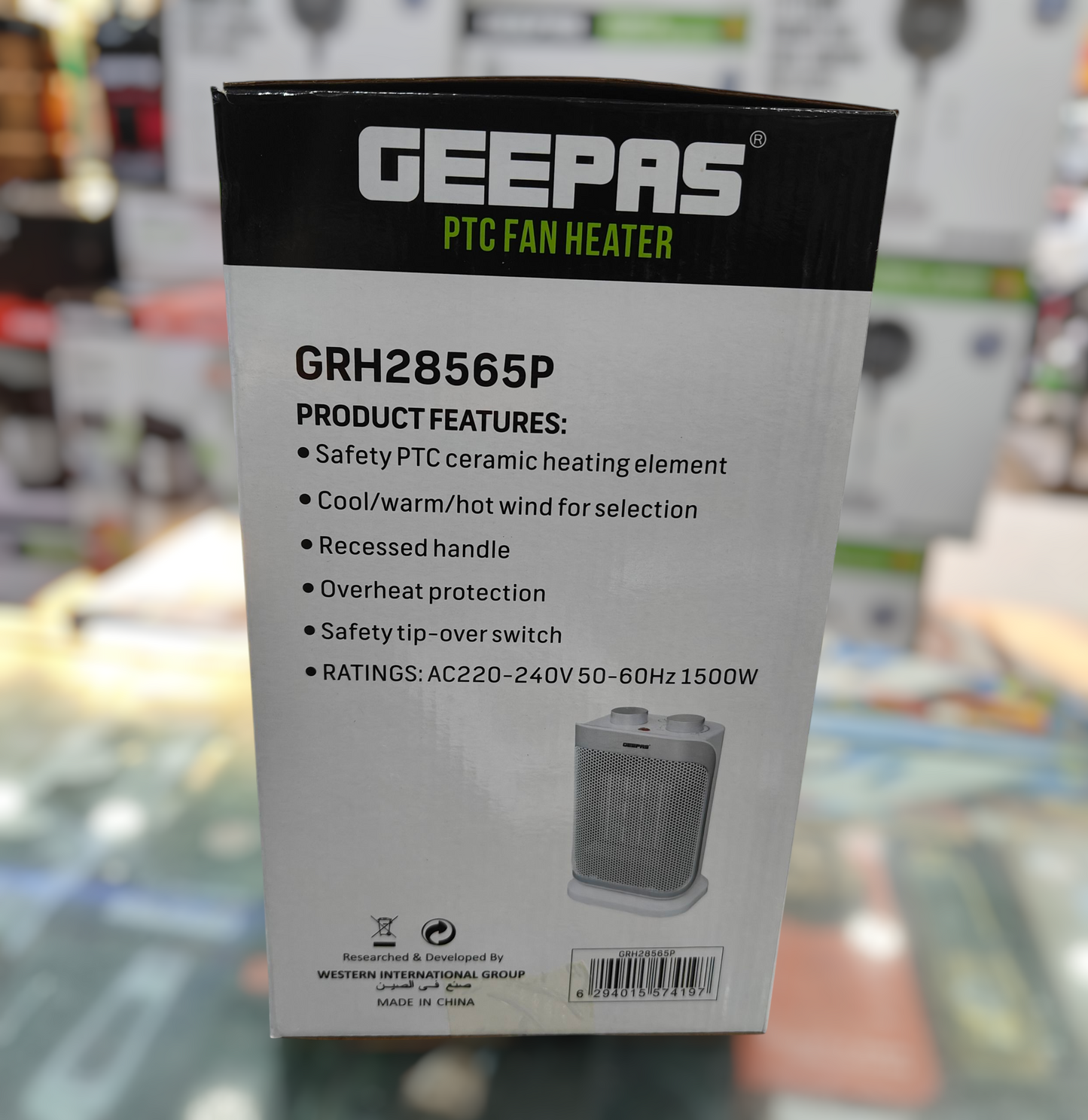 Geepas PTC ceramic fan heater GRH 28565