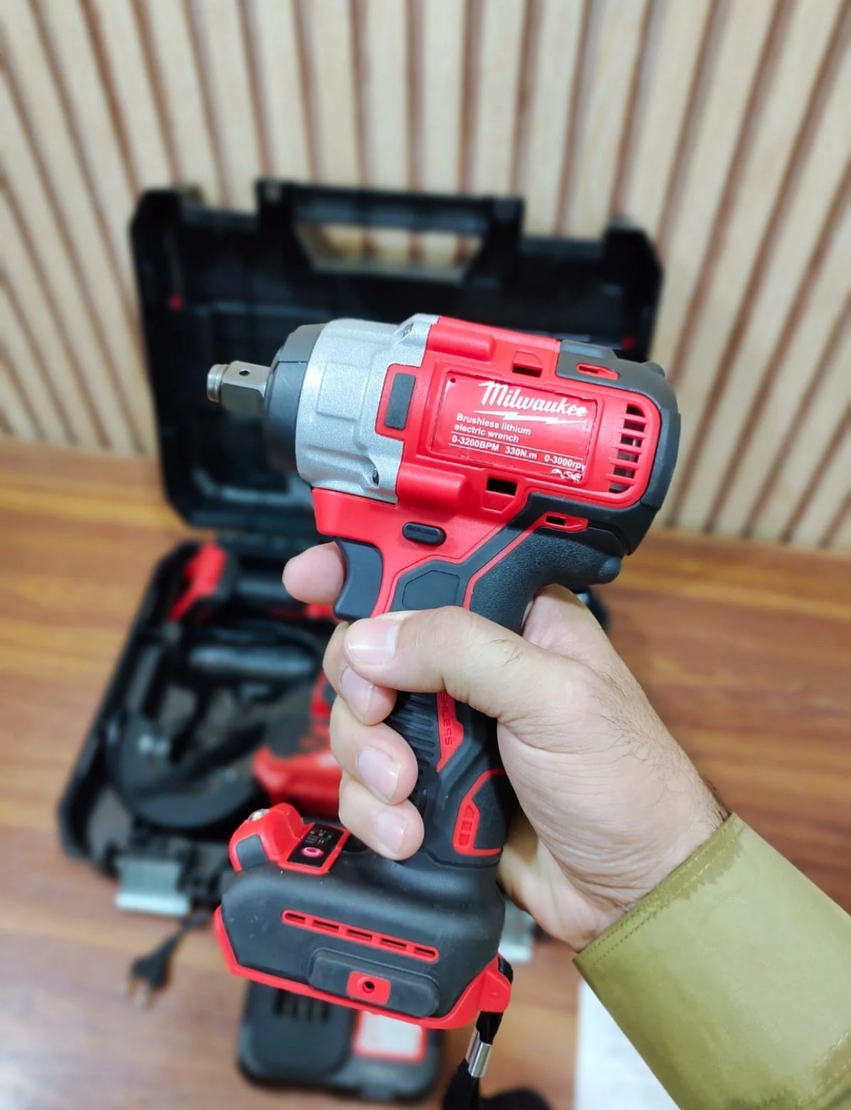 Original Milwaukee 3 in 1 drill machine set (Not original)