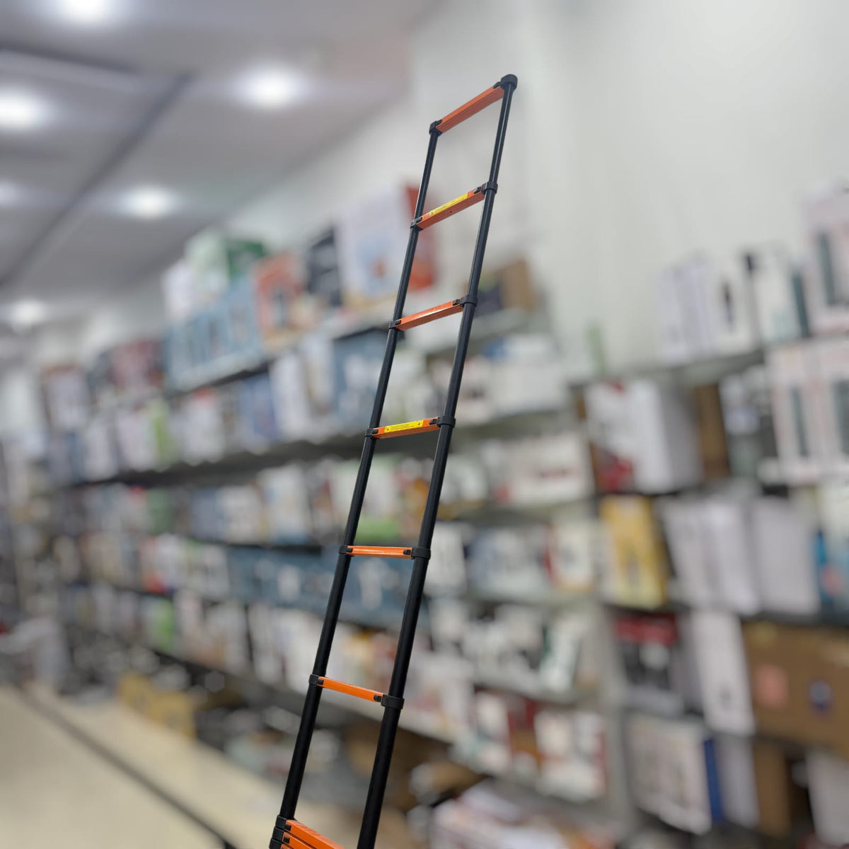 Black Telescopic Foldable Aluminum Ladders