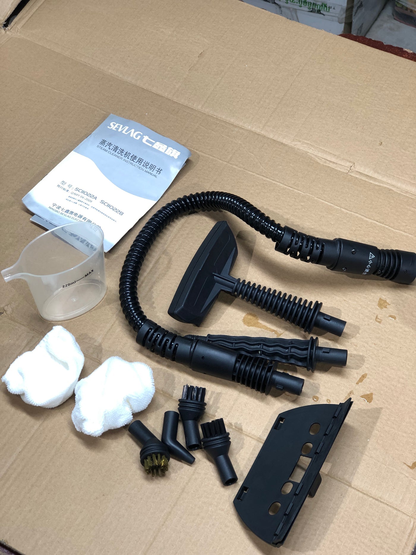 Multi-Purpose Handheld Pressurized Steam Cleaner