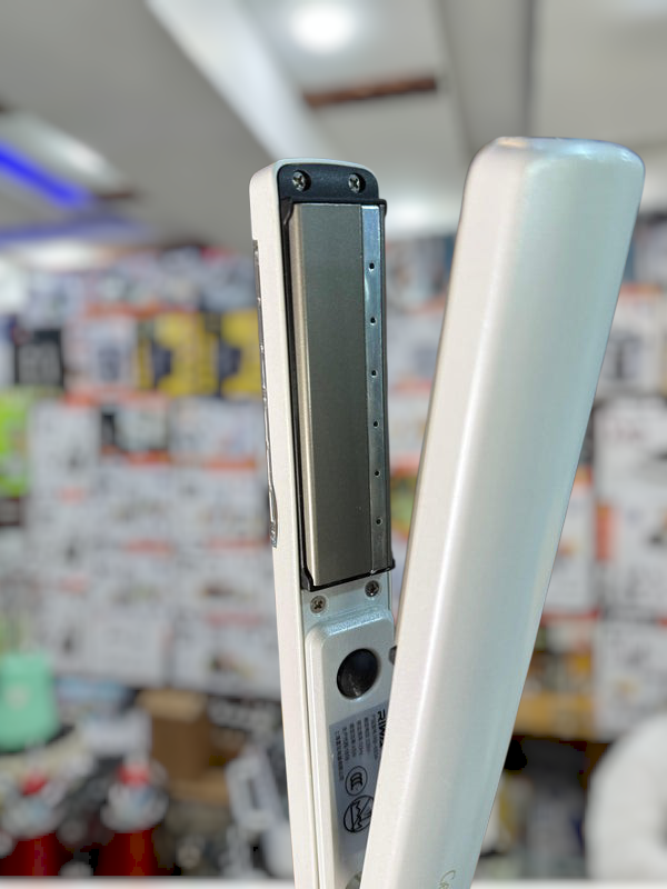Riwa steaming Hair straightener RB-693A