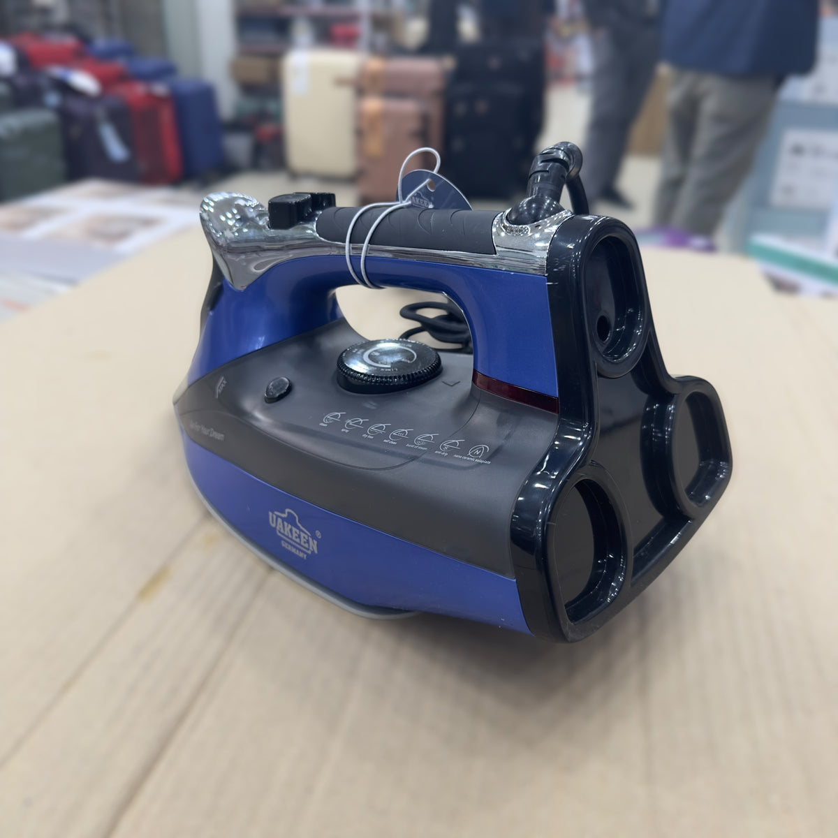 Uakeen Steam Iron ZL-813A
