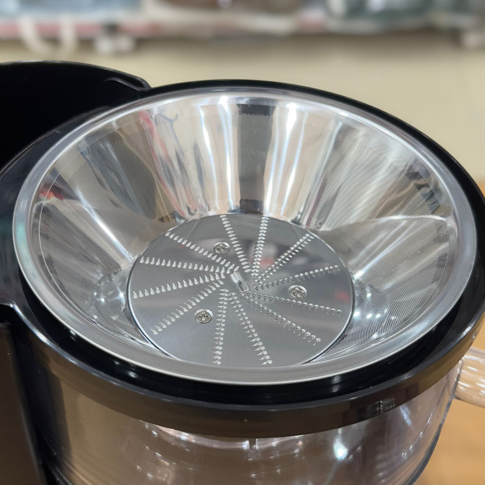 Geepas Powerful Juicer extractor -5437 800W