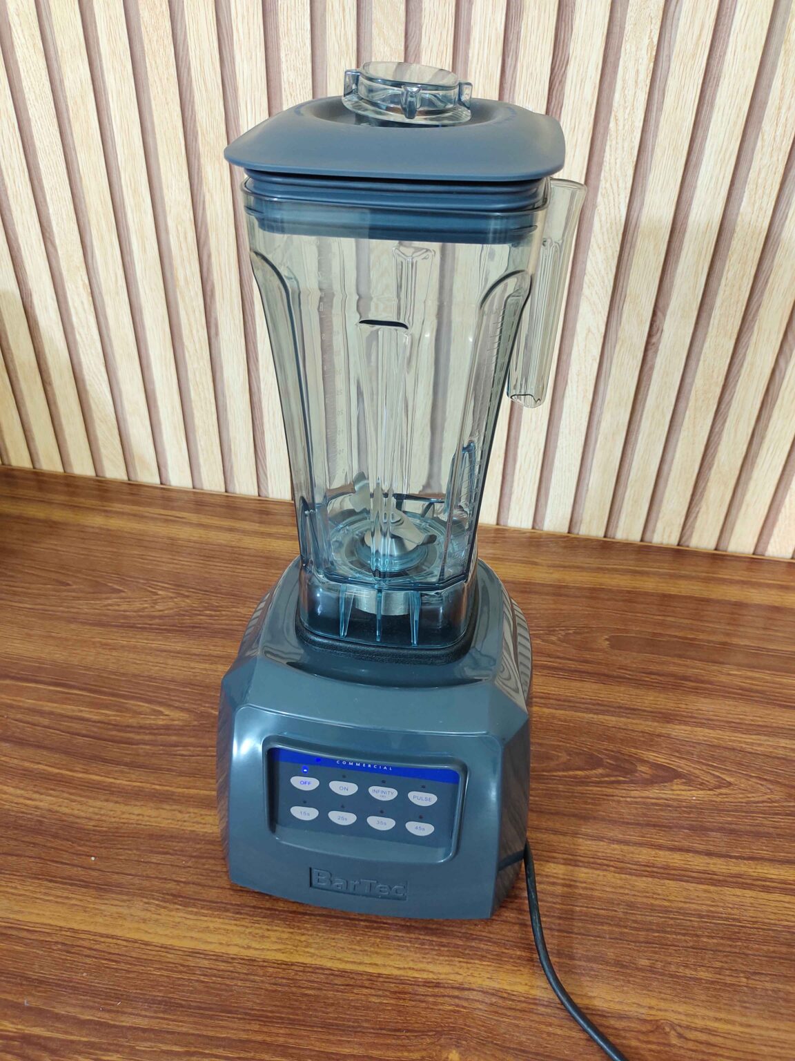 Lot import USA commercial Bartec blender