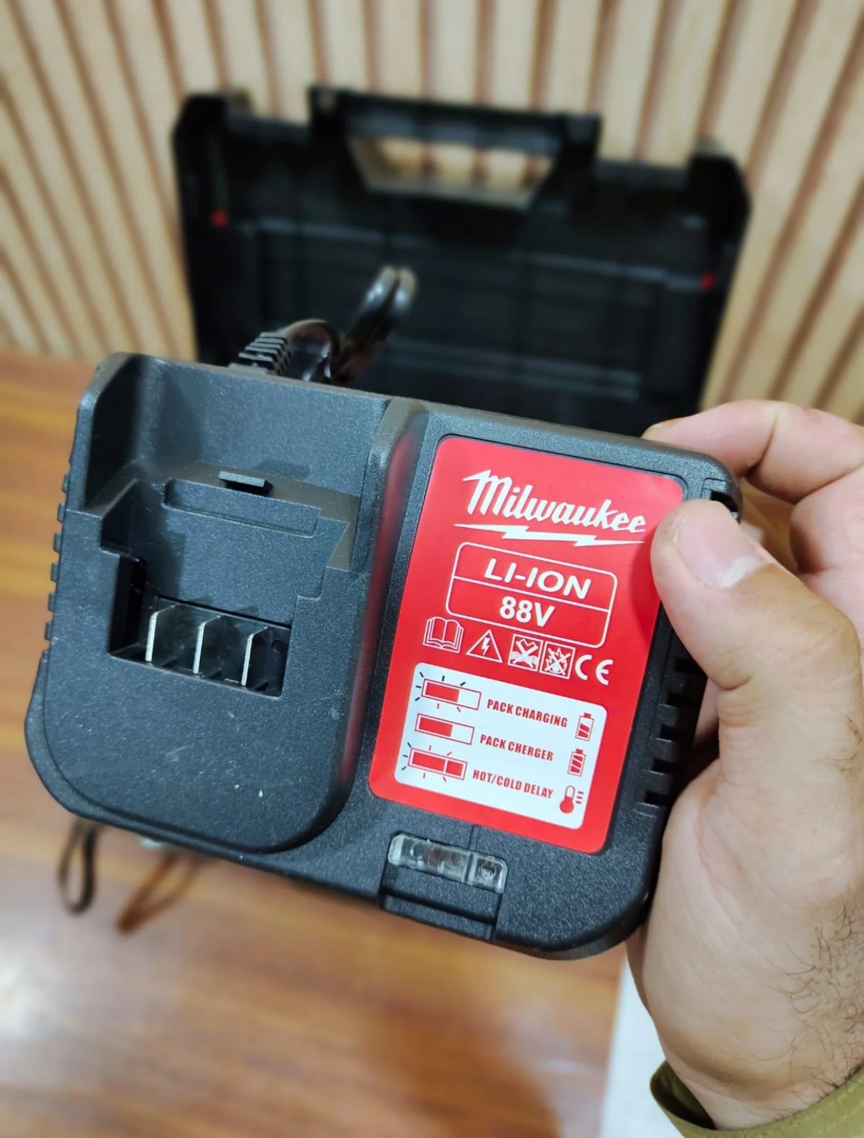 Original Milwaukee 3 in 1 drill machine set (Not original)