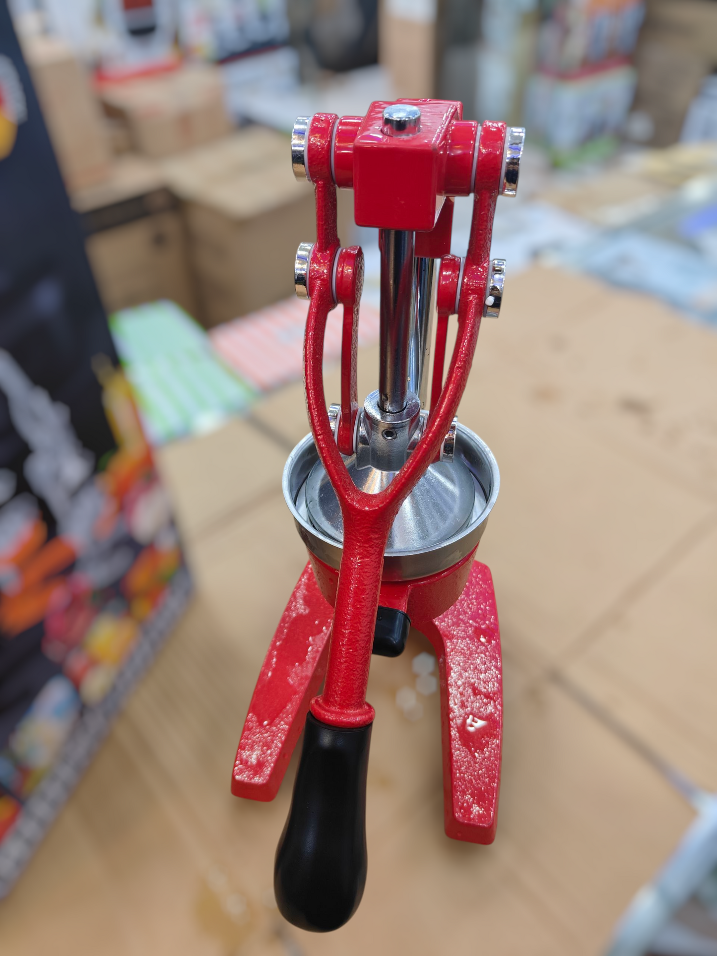 Super Crest manual citrus juicer