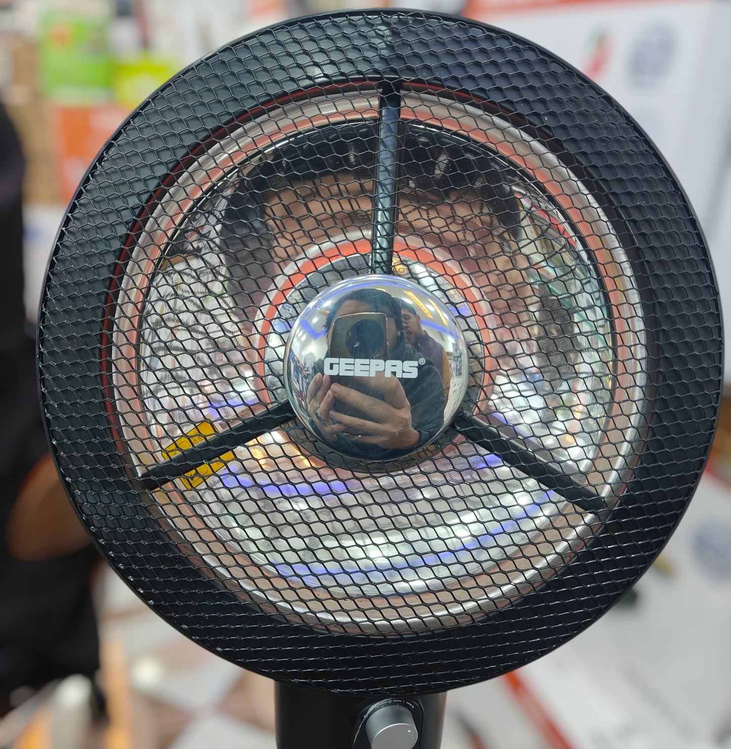 Geepas infrared pedestal sun heater GRH 28598p